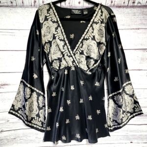 V- collar 100% Silk Ethnic Top Blouse Black/White